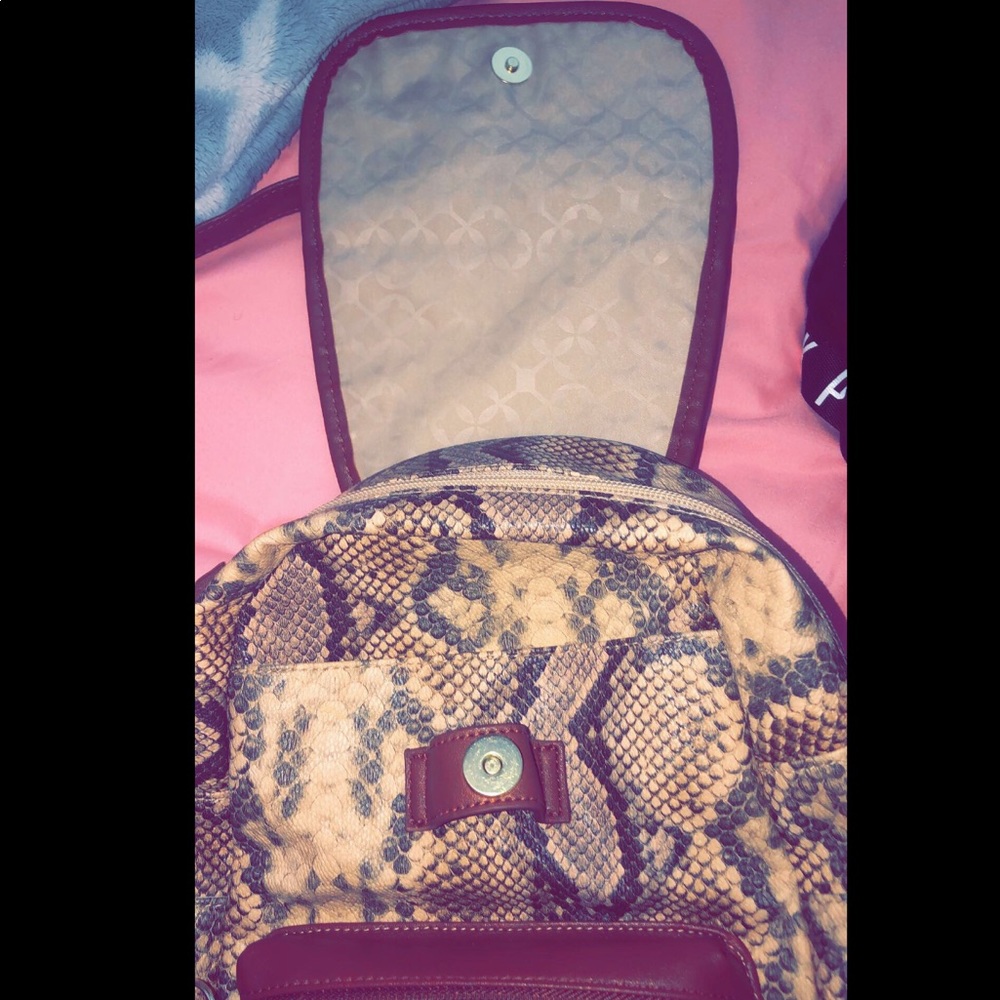Mini Backpack - Picture 5 of 6